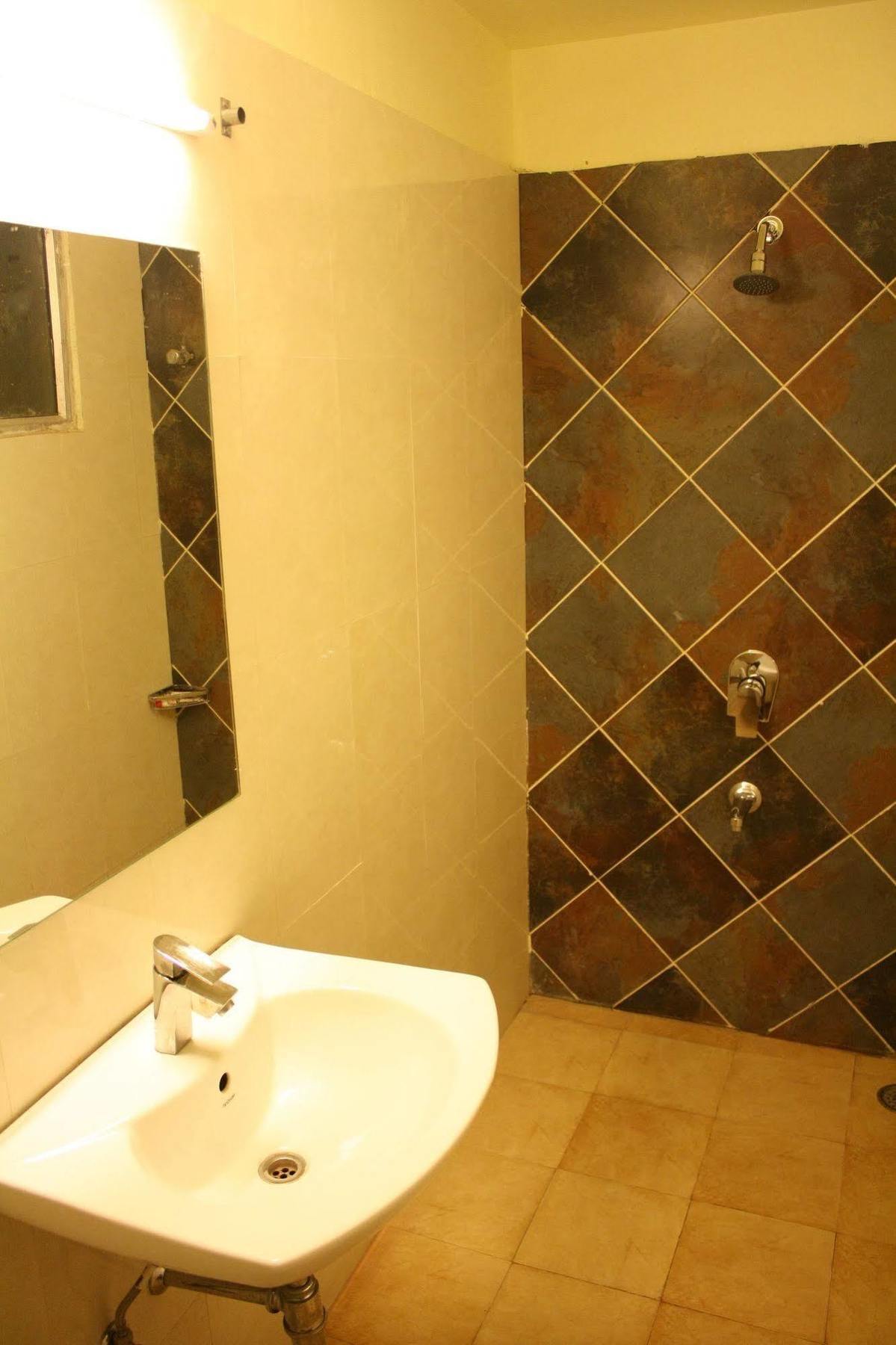 Hotel Shalimar Jaipur Buitenkant foto