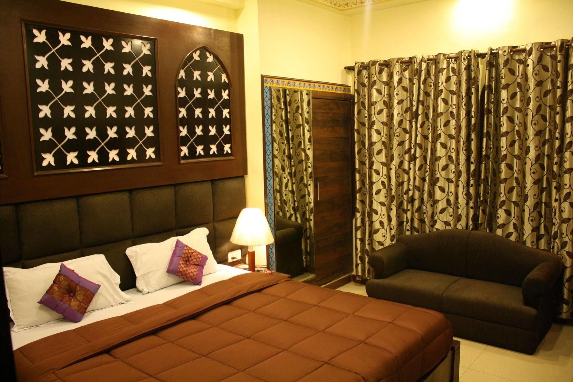 Hotel Shalimar Jaipur Buitenkant foto