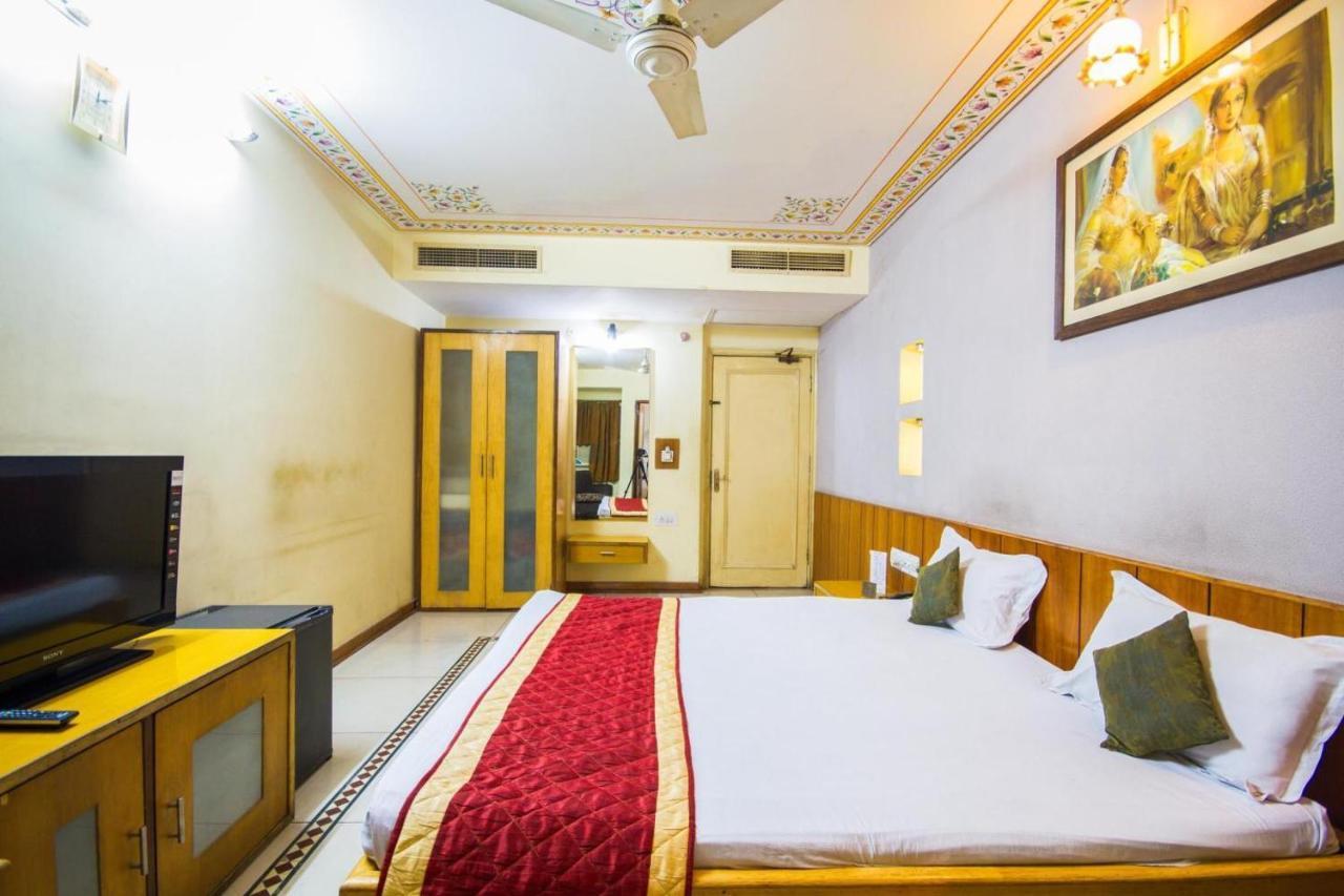Hotel Shalimar Jaipur Buitenkant foto